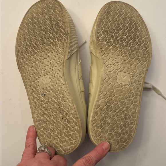 Veja Women's Off-White Sneakers - Picture 6 of 6